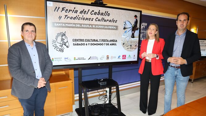 Acto de presentación de la II Feria del Caballo y Tradiciones Culturales de Santa María del Águila.